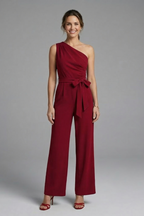 Damesjumpsuit – Dames jumpsuit met asymmetrische halslijn en tailleriem – close-up | Pancreitis