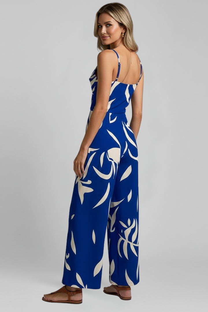 Damesjumpsuit – Dames Jumpsuit met Spaghettibandjes en Wijde Pijpen – modelopname | Pancreitis