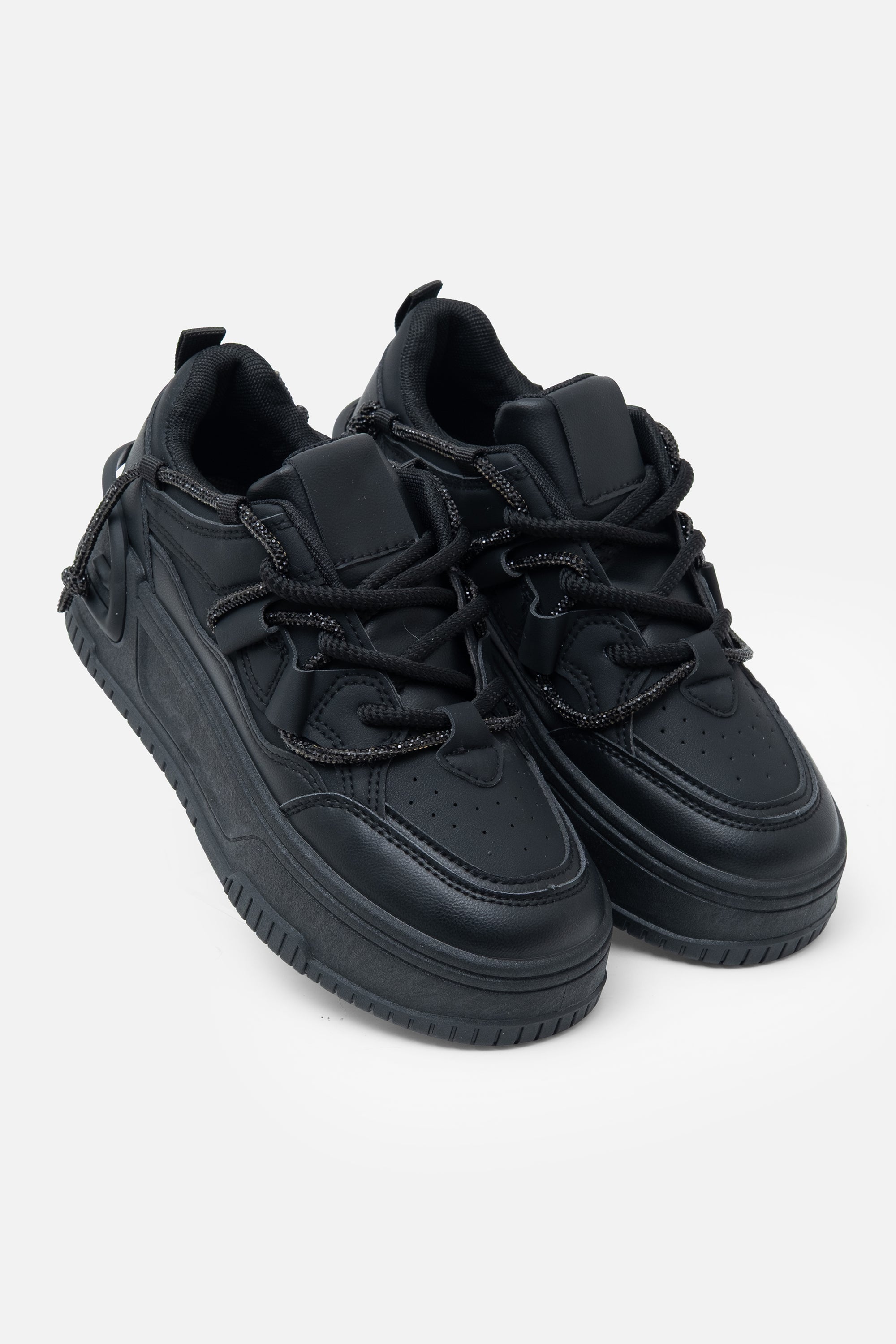 Kristallen Spark Trainers in zwart met chunky zool en glinsterende veters. 7
