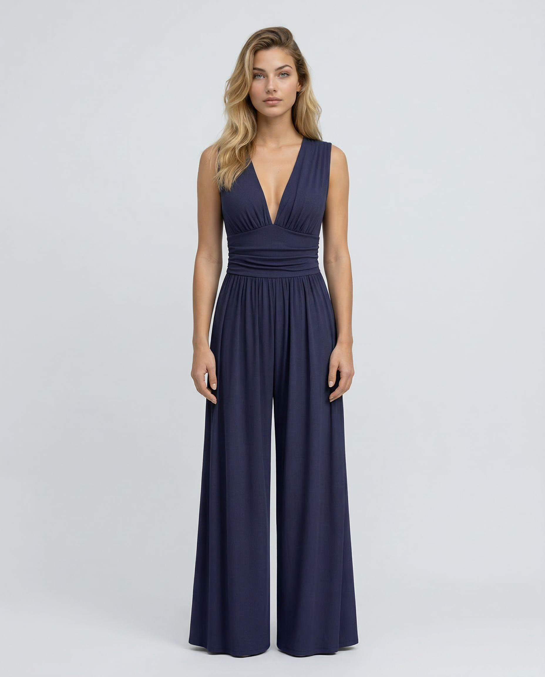Eleanor jumpsuit met V-hals en wijde pijpen in verschillende kleuren. 15