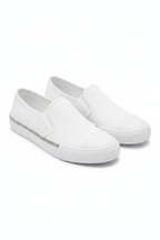 Kristallen slip-on trainers in wit voor dagelijks gebruik. 3