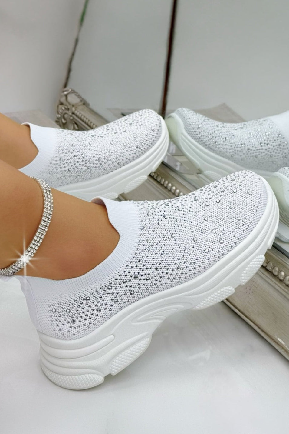 Kristallen Comfort Sportieve Sok Trainers in Wit met Glanzende Rhinestones 3