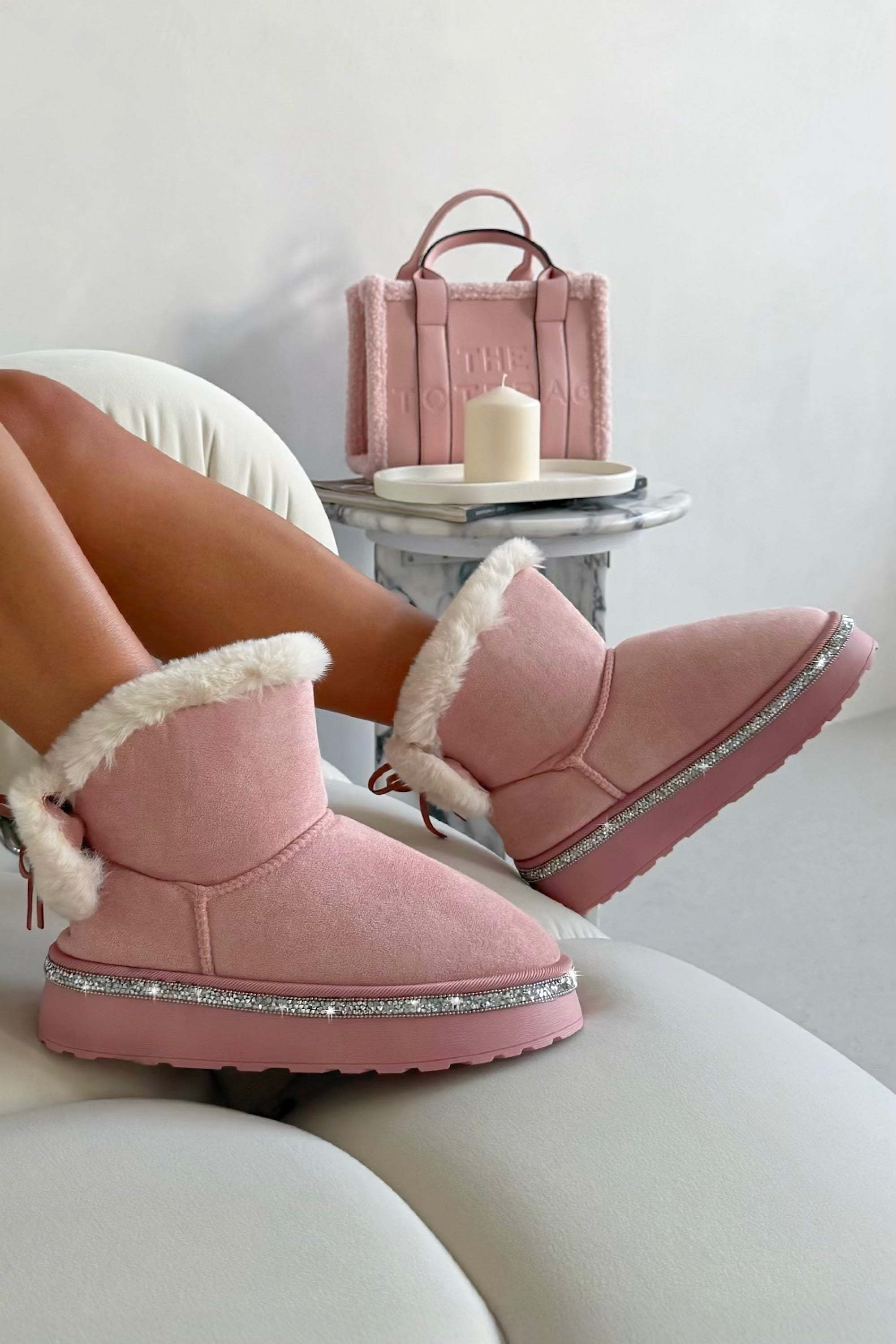 Kristallen Faux Fur Strik Snugg Boots in roze kleur