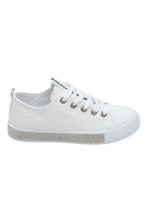Sprankelende kristallen luxe sneakers voor elke gelegenheid. 3