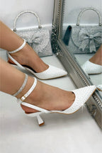 Kristallen schattige parels slingback kitten hakken in wit. 3