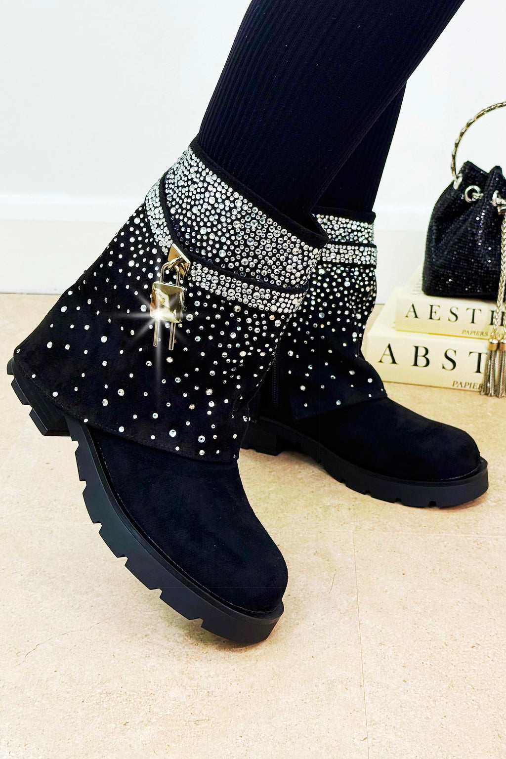 Kristallen Starlight Stride Boots in zwart met glamoureuze details. 5