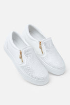 Elegante Kristallen Suède Rits Pumps in wit met decoratieve details. 6