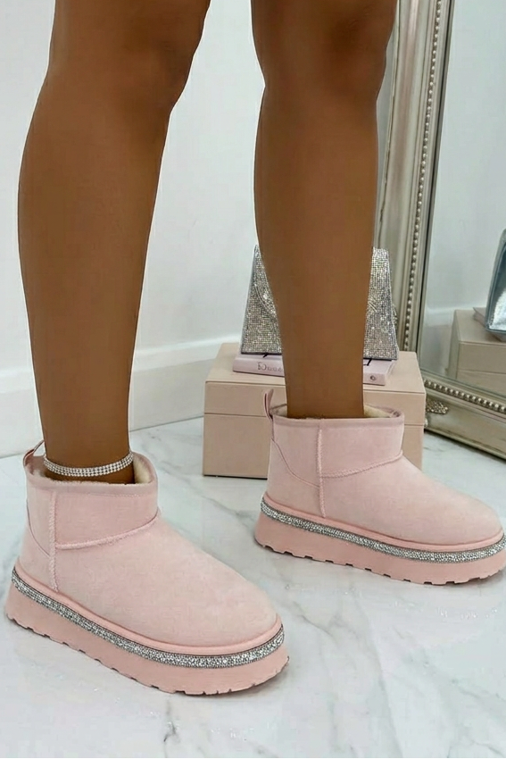 Kristallen Trim Platform Ultra Mini Snugg Boots in babyroze met glinsterende afwerking. 4