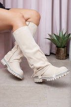 Trendy kristallen trim laarzen in nude kleur voor dames. 3
