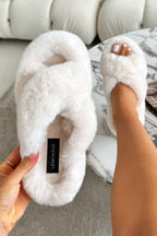 Pluche Kiss Slipper Sliders in luxe nude kleur.