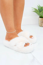 Pluche Kiss Slipper Sliders in luxe nude kleur. 4