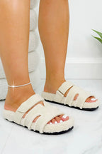Snuggle Chic Slipper Sliders in luxe nude kleur 5