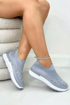 Elegante grijze trainers met glans en comfortabele pasvorm. 2
