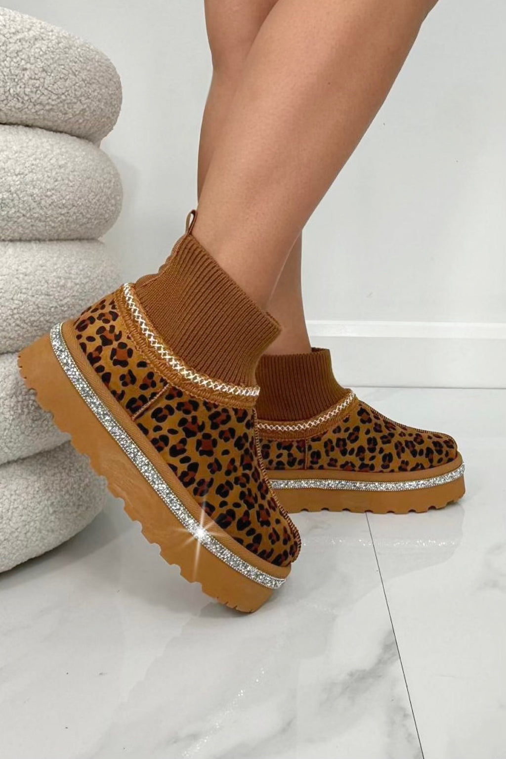 Sparkly Stretch Sock Warmer Mini Snugg Slipper Boots in Leopard print. 3
