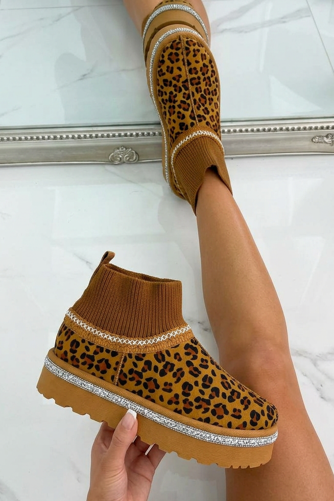 Sparkly Stretch Sock Warmer Mini Snugg Slipper Boots in Leopard print. 5