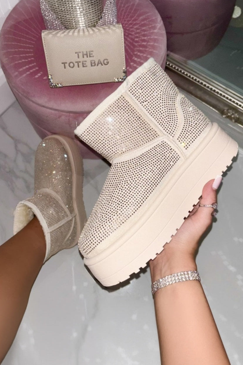Sprankelende Rhinestone Snugg Mini Boots in nude kleur. 2