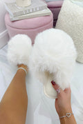 Ultieme Cosy Fluffy Slippers in luxe stijl voor comfortabel thuisgebruik.
