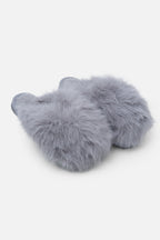Ultieme Cosy Fluffy Slippers in luxe grijs met nepbont 6